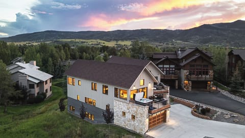 Chalet Memoire Summer views