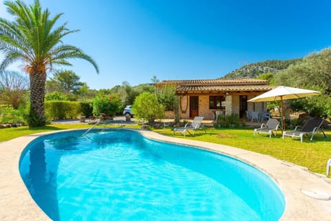 Beautiful villa with private pool, terrace, and garden