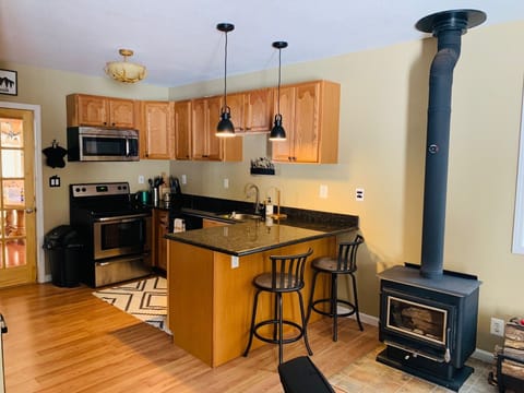 Kitchen with Breakfast Bar