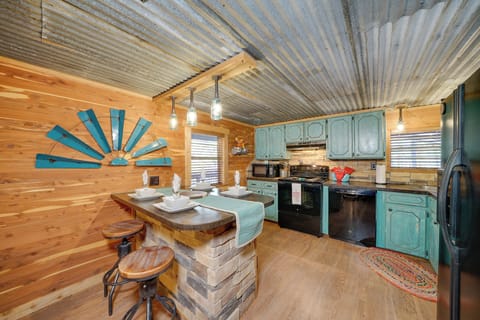 Kitchen | Fully Equipped | Cooking Basics