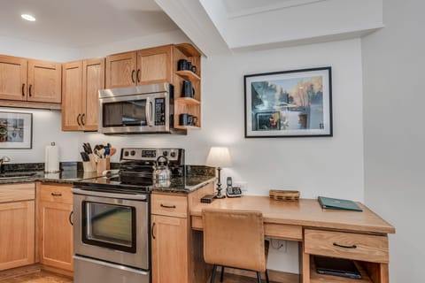 Office space off of kitchen