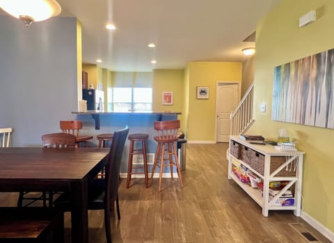 Dining Area To Kitchn