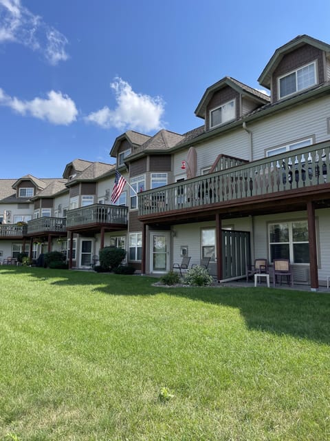 Back of condo overlooking the lake