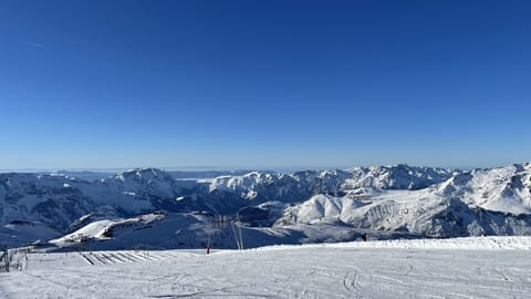 Snow and ski sports