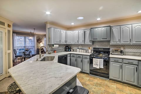 Kitchen | Fully Equipped | Cooking Basics