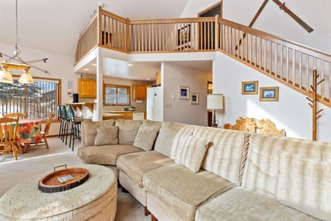 Living room: Smart TV, gas fireplace, central heat, no A/C