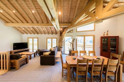 You will love the open-concept living space, perfect for relaxing after a great day. Please note photos are representative and actual unit may differ.