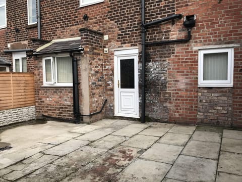 Spacious and private back yard