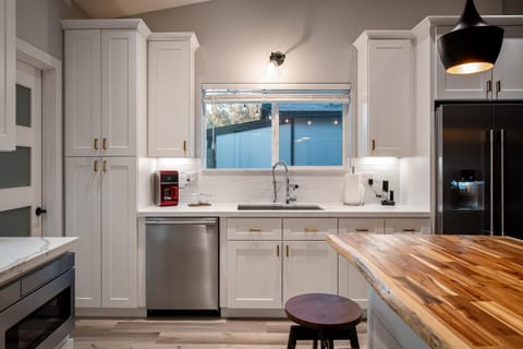 Check in on the putting competition right from your kitchen window.