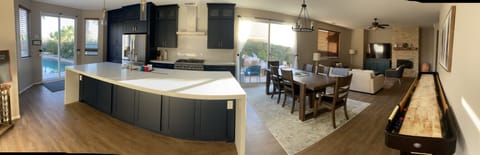 Newly remodeled kitchen (Dec 2022)