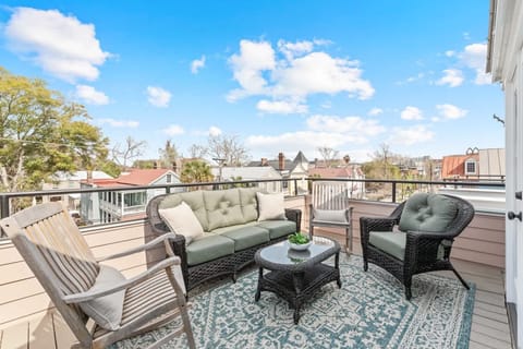 City Views from your Private Rooftop!
