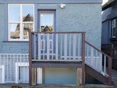 Private entrance at the back.