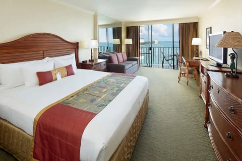 Stretch out on crisp linens and watch waves beyond.