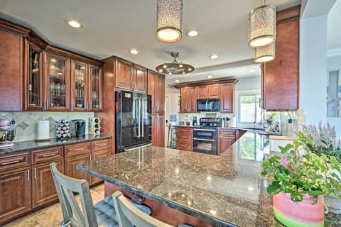 Kitchen | Fully Equipped | Cooking Basics