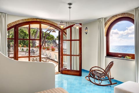 appartamento-lobra-massa-lubrense-apartment-living-room