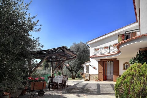 la-villa-dell-olio-massa-lubrense-villa-external