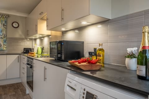 Ground floor: Large fully-equipped kitchen