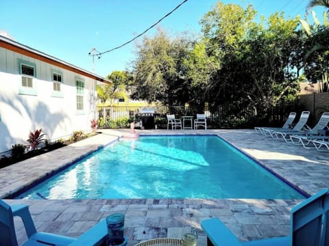 Summer sun & pool fun! 