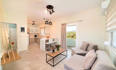 Living area. HotelPraxis Group | Etoile Villa