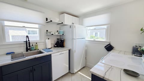 Nicely equipped kitchen