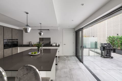 Inside outside living for a refreshing dose of open air