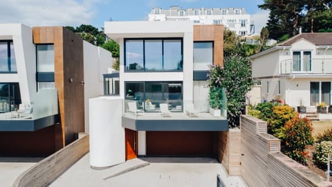 Vista Mare has a striking design which has been beautifully appointed.