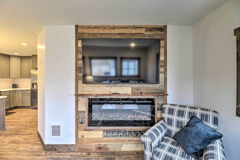 Living Room | Smart TV | Electric Fireplace