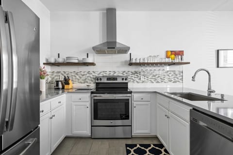 Fully equipped kitchen with everything you need to cook a meal