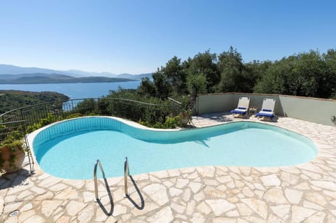 Villa Firefly image