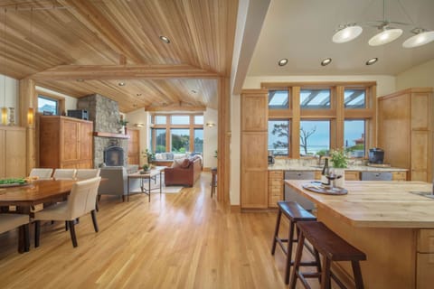 Wide open floor plan.