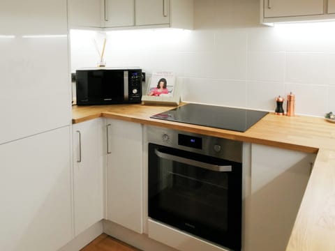 Kitchen | Kilbowie Retreat, Oban