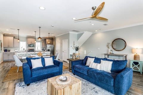 Extra sleeping space on the queen sleeper sofa