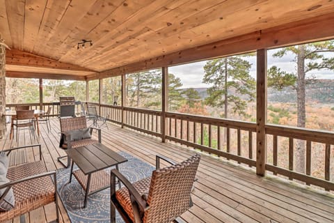 Mountain View Vacation Rental | 5BR | 2BA | Stairs Required | 3,168 Sq Ft