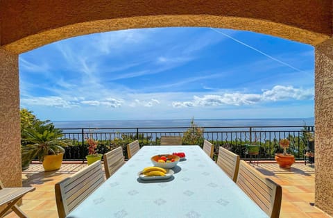 large terrace on the first level with sea view