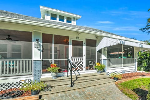 Classic Craftsman home originally built the Beall's store family in 1914