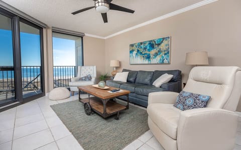 Phoenix VI 6410, Orange Beach, Alabama, beach front, 2 bedroom condominium on the 4th floor