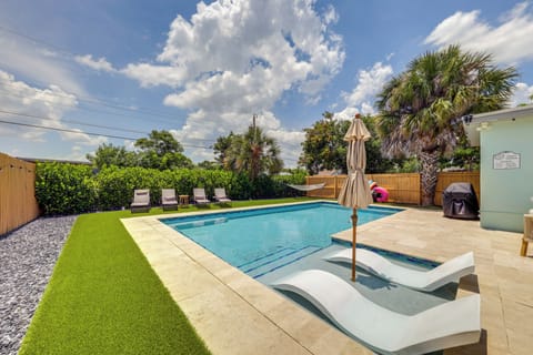 Delray Beach Vacation Rental | 3BR | 2BA | 1,220 Sq Ft | 2 Steps to Enter