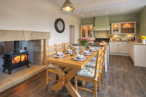 Spacious kitchen/diner with log burner
