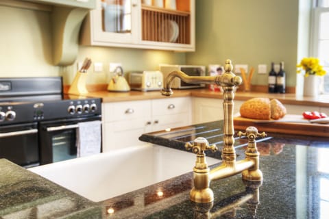 Classic country kitchen with range cooker 