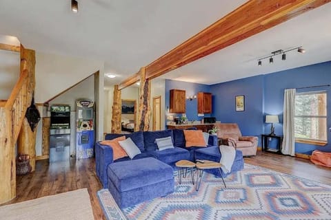 Entertainment Level - 
The lower-level rec-room was designed with fun in mind — a wet bar, large-screen TV, and games that make it easy to gather for sports nights, family competitions, or movie marathons.