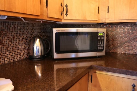 Kitchen microwave and kettle