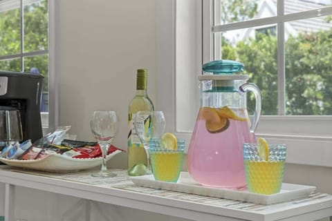 A cold, healthy lemonade after a strong pickleball round?