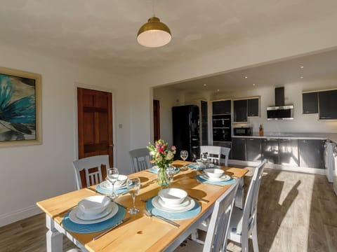 Kitchen/diner | Highgrove, Gissing, near Diss