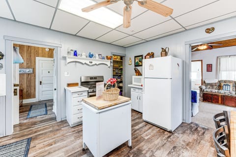 Well-Equipped Kitchen | Drip Coffee Maker | Toaster