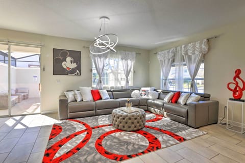 Davenport Vacation Rental | 5BR | 4BA | 2,300 Sq Ft | Half-Step to Enter