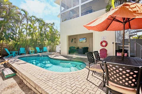 Private Pool and Spa