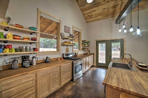 Kitchen | Fully Equipped | Cooking Basics | Spices