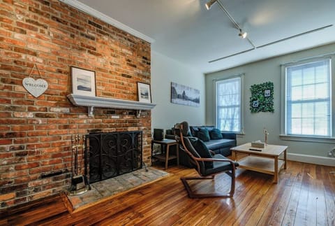 Classic 3BR House w/ Parking – CozySuites