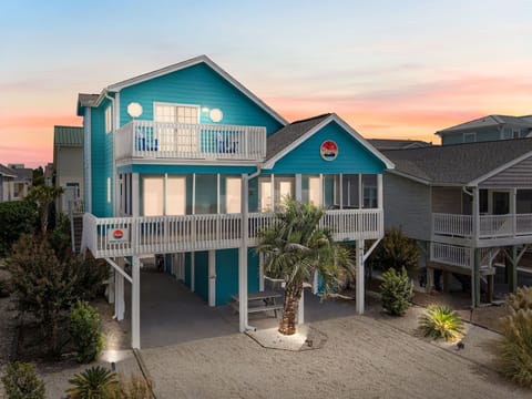 Exterior sunset, just a short walk to beach access and shops.