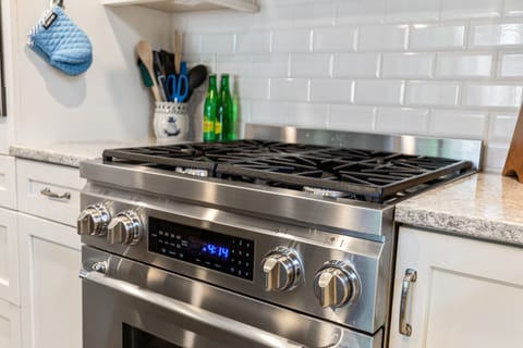 Dacor stainless appliances